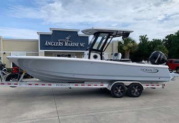 2025 Robalo 266 Cayman Alloy Gray Boat